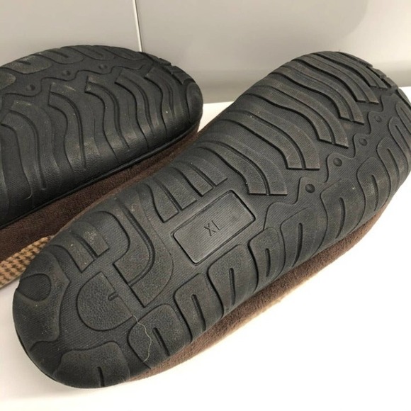 Comfy Slippers - Picture 2 of 3